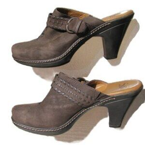 Söfft Brown Heeled slip on women's shoes, size: 8M